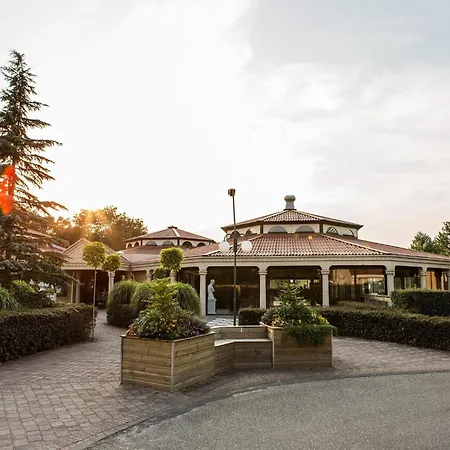 Comfortable With Combi-microwave In Surroundings Villa Arcen